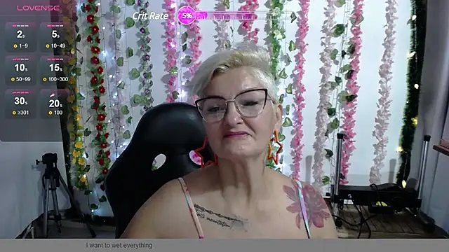 Snapshot of bety-cum2 chatting on December 15, 2024, 10:07 am bety-cum2 online show from December 15, 2024, 10:07 am