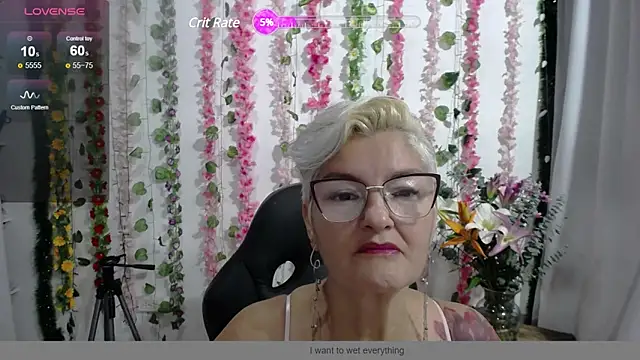 Snapshot of bety-cum2 chatting on December 20, 2024, 9:54 am bety-cum2 online show from December 20, 2024, 9:54 am