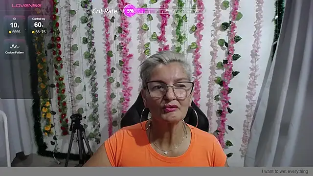 Snapshot of bety-cum2 chatting on January 12, 2025, 12:44 pm bety-cum2 online show from January 12, 2025, 12:44 pm