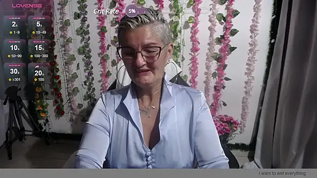 Snapshot of bety-cum2 chatting on January 16, 2025, 11:48 pm bety-cum2 online show from January 16, 2025, 11:48 pm