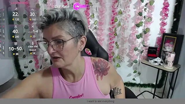 Snapshot of bety-cum2 chatting on March 7, 2025, 11:49 pm bety-cum2 online show from March 7, 2025, 11:49 pm