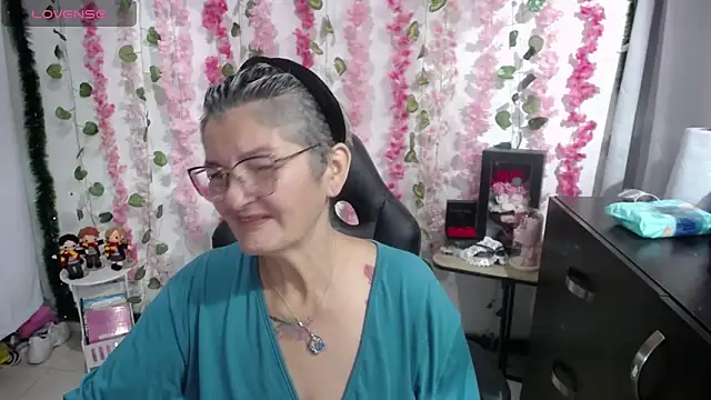 Snapshot of bety-cum2 chatting on March 22, 2025, 11:00 am bety-cum2 online show from March 22, 2025, 11:00 am