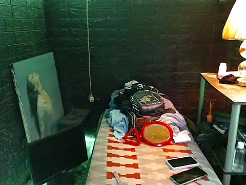 Snapshot of sweetsinner_xx chatting on November 16, 2025, 9:09 pm sweetsinner xx online show from November 16, 2025, 9:09 pm