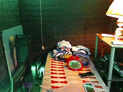 Snapshot of sweetsinner_xx chatting on November 20, 2025, 8:19 pm sweetsinner xx online show from November 20, 2025, 8:19 pm