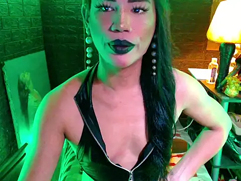 sweetsinner xx online show from June 4, 2026, 6:47 pm