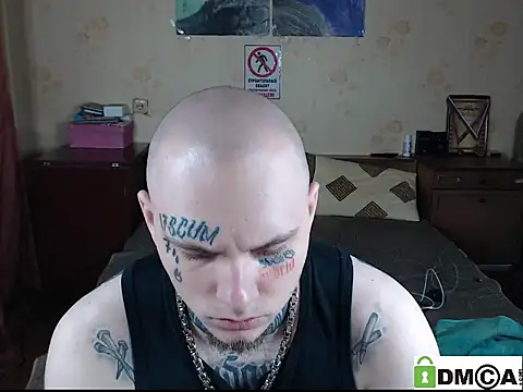 Keny Collins online show from October 26, 2025, 8:37 pm