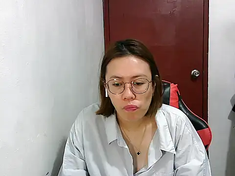 crizzybel online show from February 11, 2025, 4:35 pm