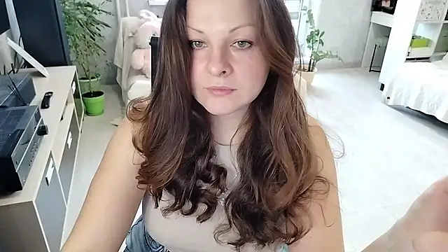 Marla Singerrr online show from October 28, 2025, 5:44 am