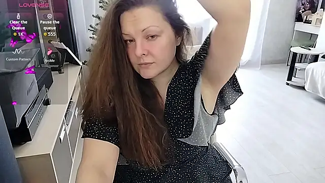 Snapshot of Marla_Singerrr chatting on May 3, 2026, 8:20 am Marla Singerrr online show from May 3, 2026, 8:20 am