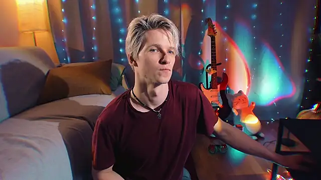 Breston Sweet online show from December 21, 2025, 5:03 am