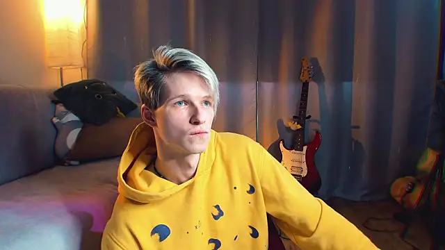 Breston Sweet online show from February 17, 2026, 2:13 pm