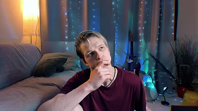 Breston Sweet online show from April 5, 2026, 5:15 am