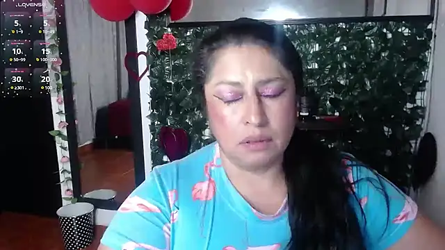 Snapshot of Keyla01_ chatting on February 9, 2025, 6:33 am Keyla01 online show from February 9, 2025, 6:33 am