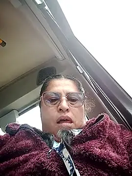 Keyla01  online show from February 8, 2026, 7:17 pm