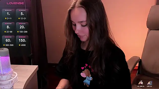 AliceOrlova online show from November 19, 2025, 2:17 pm