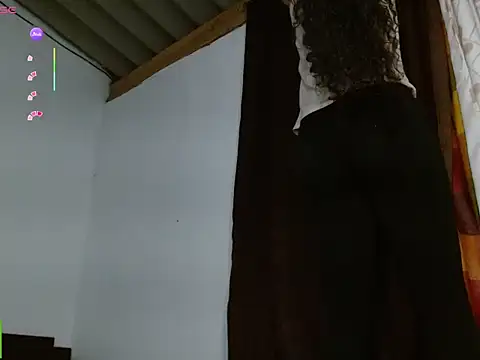 Olivia Bright online show from May 21, 2026, 10:39 pm