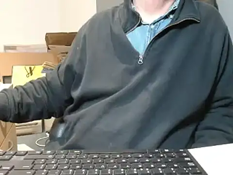 Snapshot of bigbadjon69 chatting on January 4, 2025, 10:24 pm bigbadjon69 online show from January 4, 2025, 10:24 pm