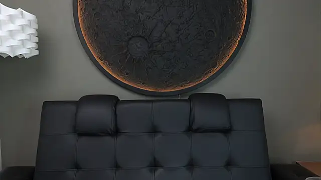 Snapshot of miss_vaiolette chatting on October 20, 2025, 11:10 am miss vaiolette online show from October 20, 2025, 11:10 am