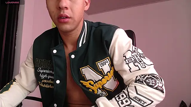 Snapshot of Daiki_Jack chatting on January 13, 2025, 8:37 pm Daiki Jack online show from January 13, 2025, 8:37 pm