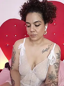 nicolette rock online show from March 6, 2026, 12:23 pm