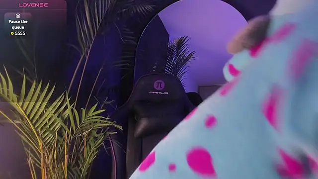 Snapshot of Lucas_eevans chatting on October 23, 2025, 12:59 pm Lucas eevans online show from October 23, 2025, 12:59 pm