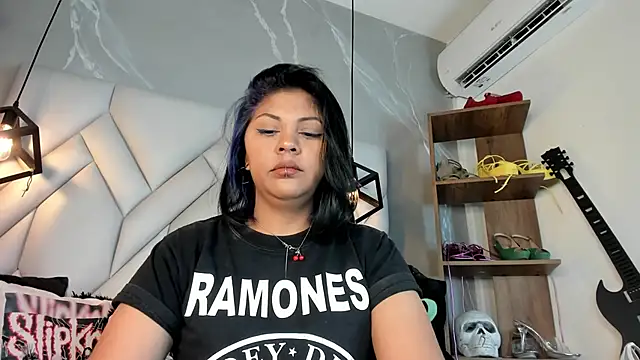 MirandaHaguen online show from January 27, 2025, 9:44 pm