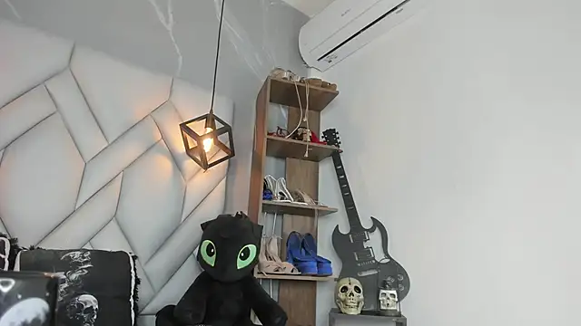 MirandaHaguen online show from March 22, 2025, 3:52 am