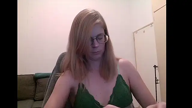 Snapshot of SavannaGirly chatting on September 18, 2025, 5:59 pm SavannaGirly online show from September 18, 2025, 5:59 pm