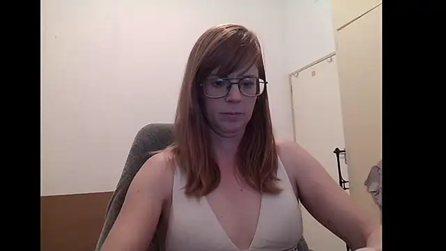 SavannaGirly online show from June 1, 2026, 5:25 pm
