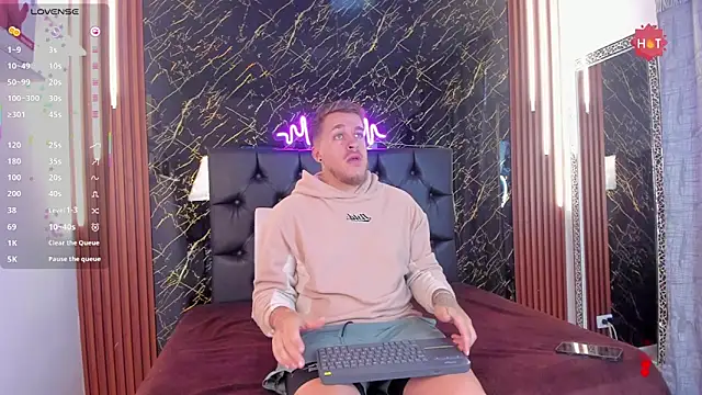 Snapshot of keane_lee chatting on October 4, 2025, 12:58 pm keane lee online show from October 4, 2025, 12:58 pm