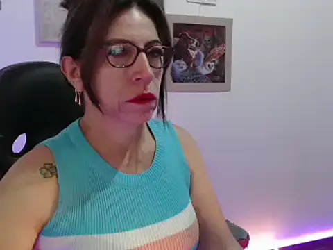 Snapshot of Chayla_Ruiz chatting on December 28, 2024, 11:09 am Chayla Ruiz online show from December 28, 2024, 11:09 am