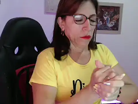 Snapshot of Chayla_Ruiz chatting on January 31, 2025, 8:43 pm Chayla Ruiz online show from January 31, 2025, 8:43 pm