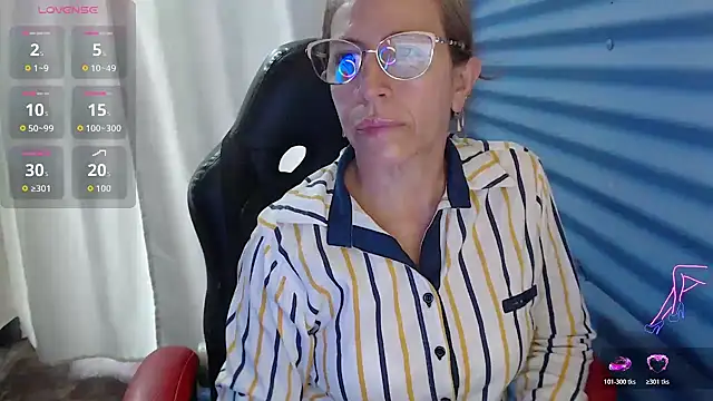 Snapshot of Chayla_Ruiz chatting on April 21, 2026, 5:39 pm Chayla Ruiz online show from April 21, 2026, 5:39 pm