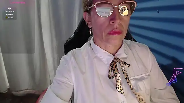 Snapshot of Chayla_Ruiz chatting on April 29, 2026, 8:04 pm Chayla Ruiz online show from April 29, 2026, 8:04 pm
