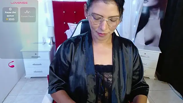 Snapshot of Wanda_Milf chatting on January 18, 2025, 9:45 pm Wanda Milf online show from January 18, 2025, 9:45 pm