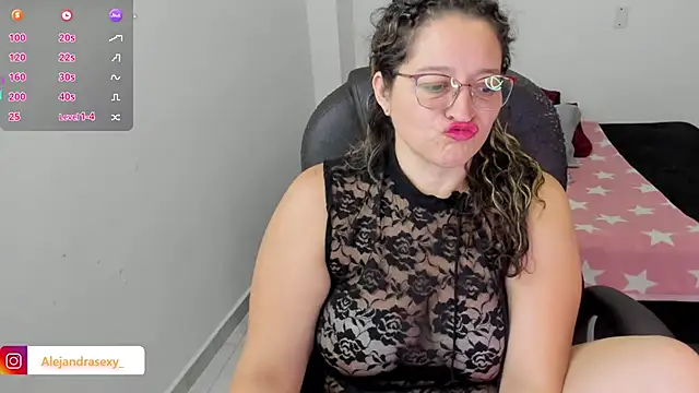 Snapshot of alejandra_milf_ chatting on June 4, 2026, 9:48 am alejandra milf online show from June 4, 2026, 9:48 am