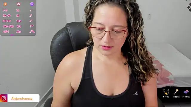 Snapshot of alejandra_milf_ chatting on June 17, 2026, 7:26 pm alejandra milf online show from June 17, 2026, 7:26 pm