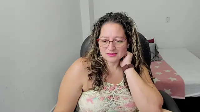 Snapshot of alejandra_milf_ chatting on July 12, 2026, 4:09 pm alejandra milf online show from July 12, 2026, 4:09 pm