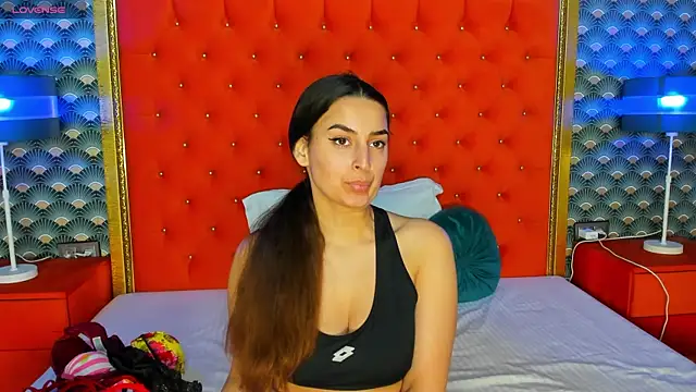 Snapshot of VallerieJones chatting on March 11, 2025, 1:01 pm VallerieJones online show from March 11, 2025, 1:01 pm