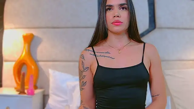 Snapshot of April_Cutee chatting on February 19, 2025, 3:05 pm April Cutee online show from February 19, 2025, 3:05 pm