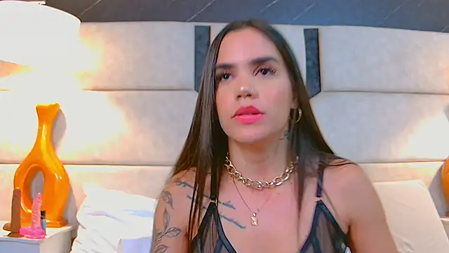 Snapshot of April_Cutee chatting on February 26, 2025, 11:37 pm April Cutee online show from February 26, 2025, 11:37 pm