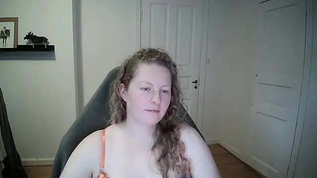 Snapshot of Girlnina-1995 chatting on January 9, 2025, 12:52 pm Girlnina-1995 online show from January 9, 2025, 12:52 pm