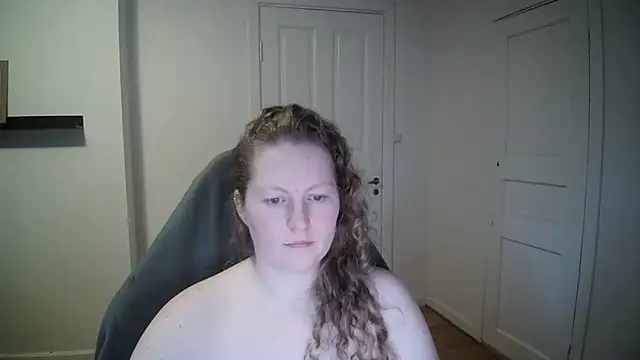 Snapshot of Girlnina-1995 chatting on January 19, 2025, 10:50 am Girlnina-1995 online show from January 19, 2025, 10:50 am