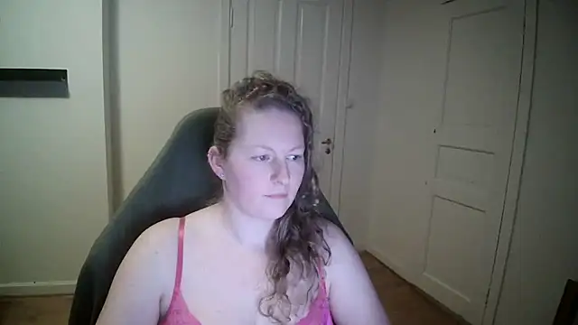 Snapshot of Girlnina-1995 chatting on January 27, 2025, 5:48 pm Girlnina-1995 online show from January 27, 2025, 5:48 pm