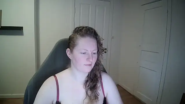 Snapshot of Girlnina-1995 chatting on January 30, 2025, 10:29 am Girlnina-1995 online show from January 30, 2025, 10:29 am