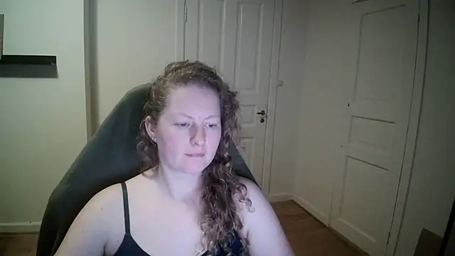 Snapshot of Girlnina-1995 chatting on February 4, 2025, 7:55 pm Girlnina-1995 online show from February 4, 2025, 7:55 pm