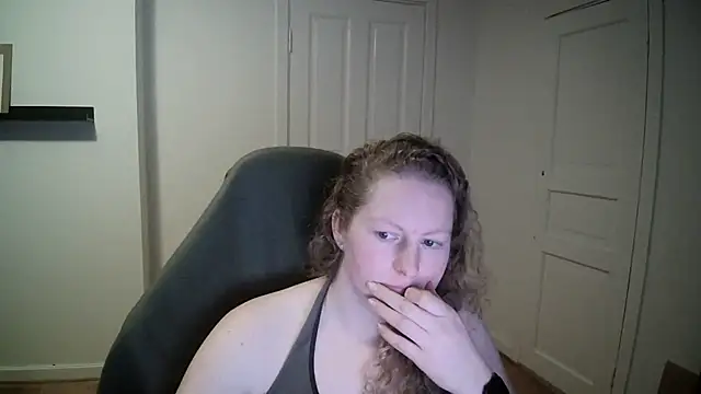 Snapshot of Girlnina-1995 chatting on March 3, 2025, 3:42 pm Girlnina-1995 online show from March 3, 2025, 3:42 pm