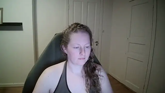 Snapshot of Girlnina-1995 chatting on March 17, 2025, 7:37 pm Girlnina-1995 online show from March 17, 2025, 7:37 pm