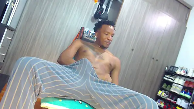 bigdickxblackx online show from April 15, 2026, 9:15 pm