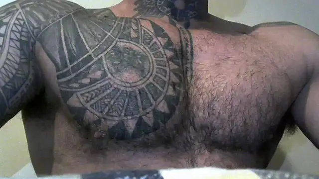 Snapshot of muscle1976 chatting on December 12, 2024, 11:14 pm muscle1976 online show from December 12, 2024, 11:14 pm